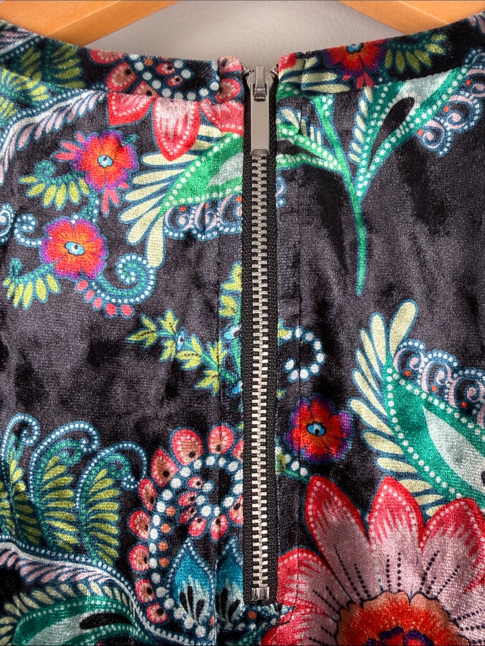 Molly Bracken Whimsical Dark Cottagecore Floral Paisley Black Velvet Dress - Picture 7 of 9